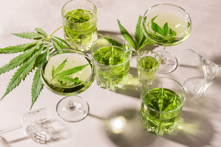 Read more about the article Cannabis Beverage Effects and Onset Times